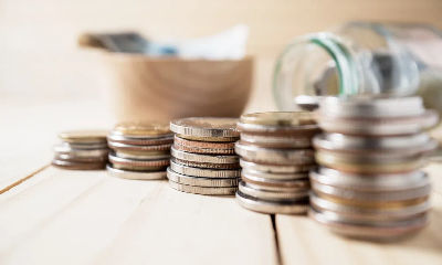 如何選擇美國年金，輕松獲得穩(wěn)定的美元收入？